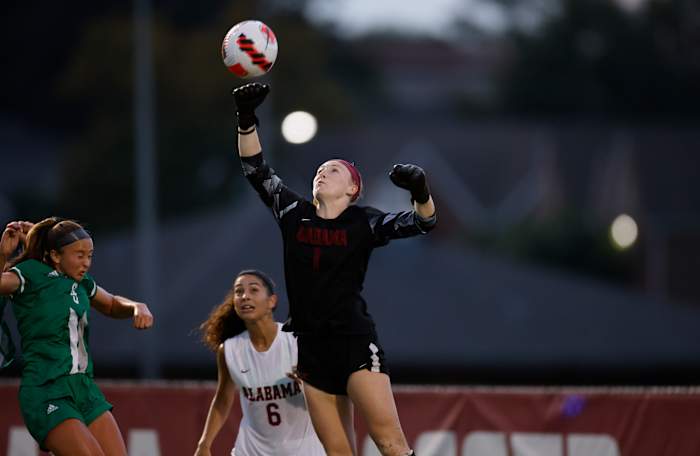 McKinley Crone, Alabama soccer